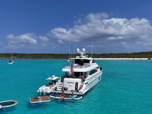 NAYA MARYN - Horizon 94 - 4 Cabins - Nassau - Exumas - Staniel Cay - Bahamas NAYA MARYN - Horizon 94 - 4 Cabins - Nassau - Exumas - Staniel Cay - Bahamas