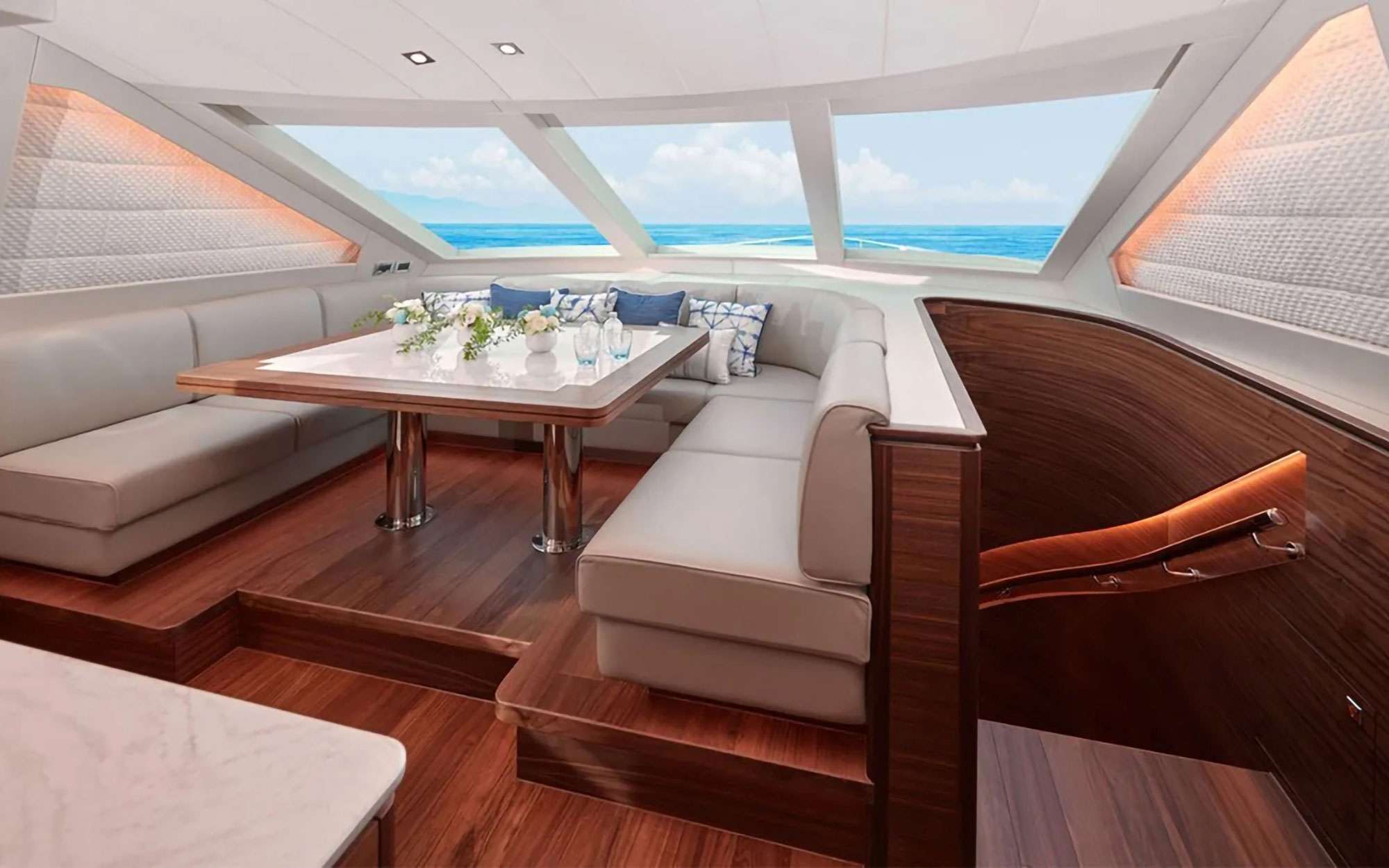 Charter Yacht NAYA MARYN - Horizon 94 - 4 Cabins - Nassau - Exumas - Staniel Cay - Bahamas