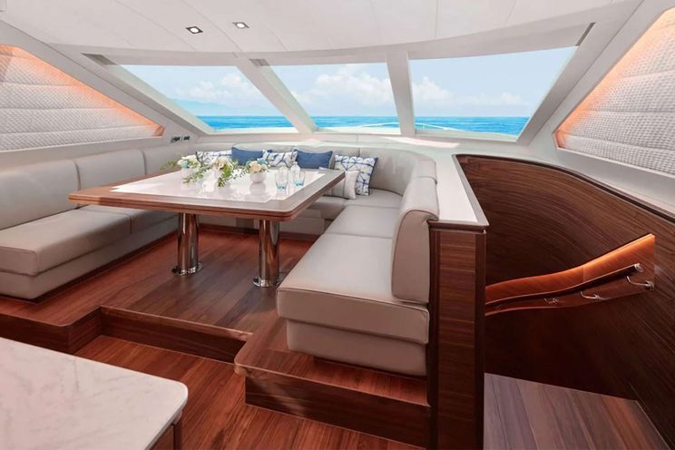 Charter Yacht NAYA MARYN - Horizon 94 - 4 Cabins - Nassau - Exumas - Staniel Cay - Bahamas