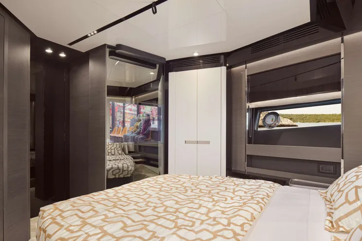 Charter Yacht MYNE - Azimut S8 - 4 Cabins - Kastela - Split - Dubrovnik - Hvar - Croatia