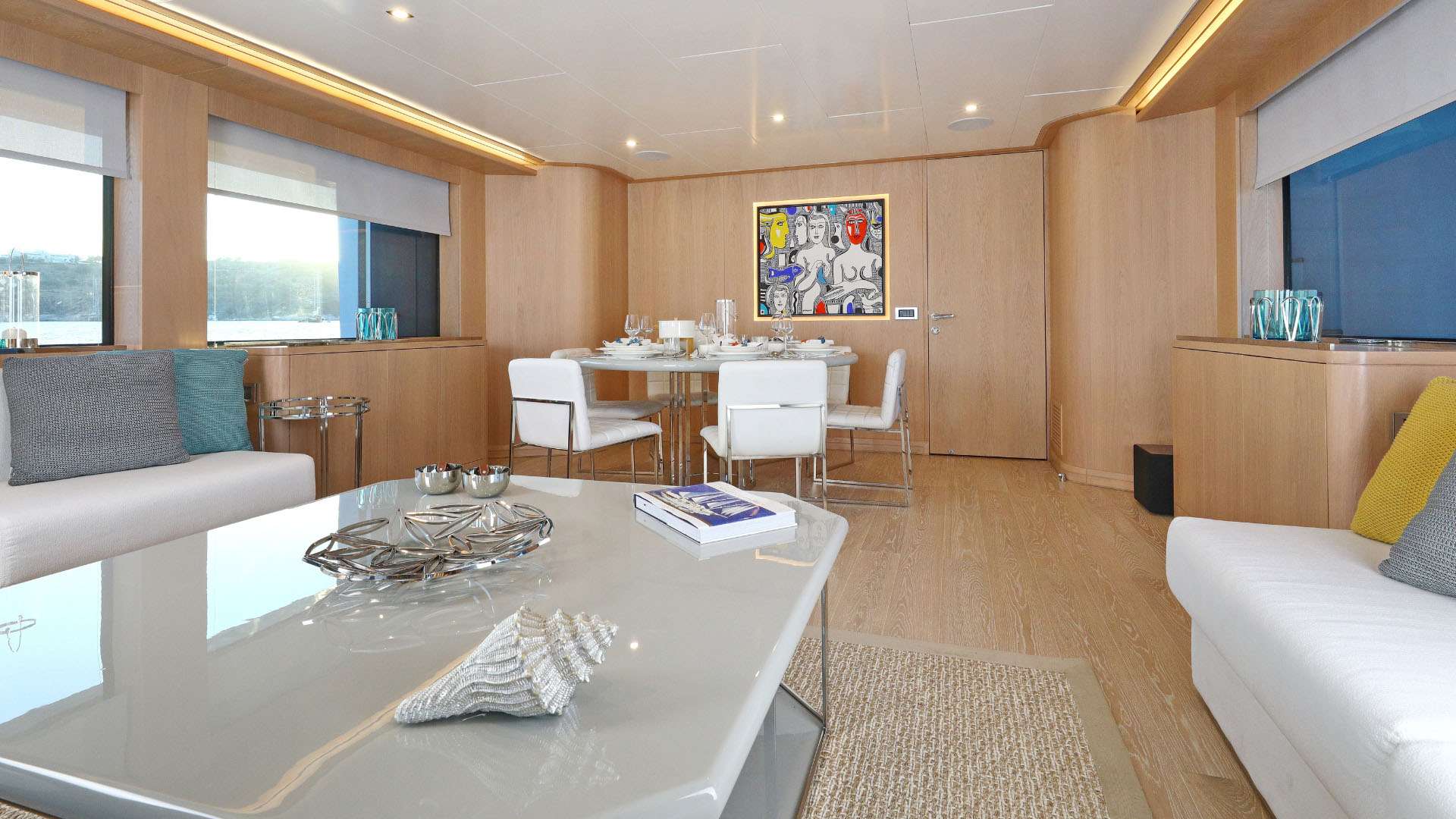 UKIEL Aegean Explorer M26 - main dining area