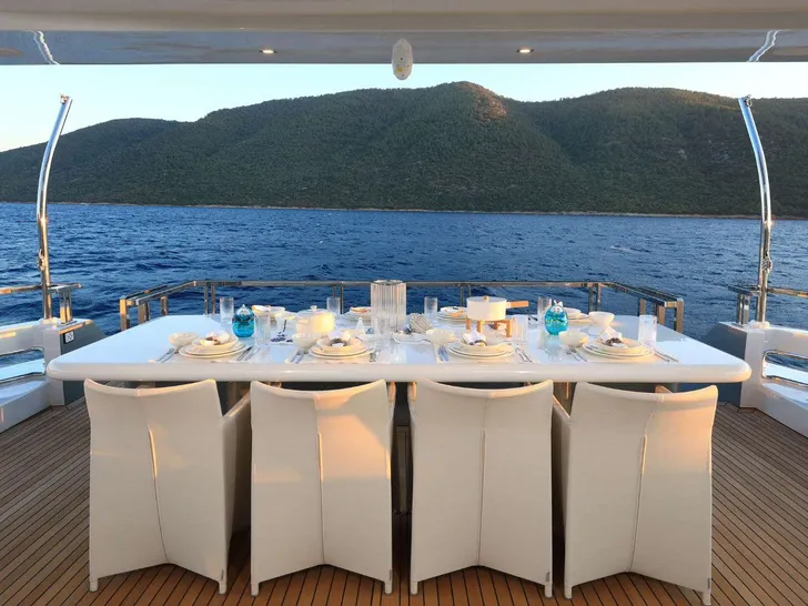 UKIEL Aegean Explorer M26 - main aft deck alfresco dining area UKIEL Aegean Explorer M26 - main aft deck alfresco dining area