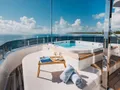 EROS Ferretti Custom Line Navetta 37 - sundeck jacuzzi EROS Ferretti Custom Line Navetta 37 - sundeck jacuzzi