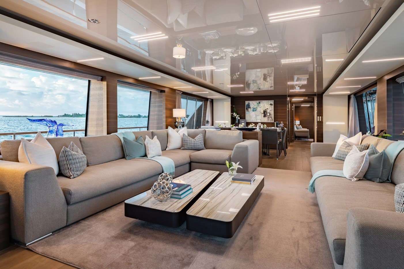 Charter Yacht EROS - Ferretti Custom Line Navetta 37 - 5 Cabins - Nassau - Exumas - Bahamas
