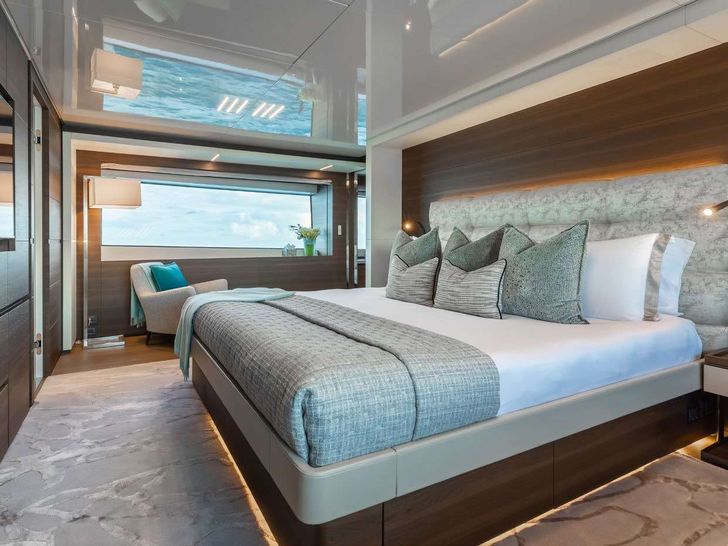 EROS Ferretti Custom Line Navetta 37 - master cabin EROS Ferretti Custom Line Navetta 37 - master cabin