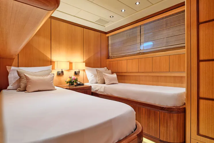 Charter Yacht WET PANTHER - Mangusta 105 - 4 Cabins - Athens - Mykonos - Paros - Cyclades - Aegean - Greece