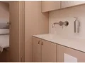 YUME YYacht Y7 - twin cabin bathroom YUME YYacht Y7 - twin cabin bathroom