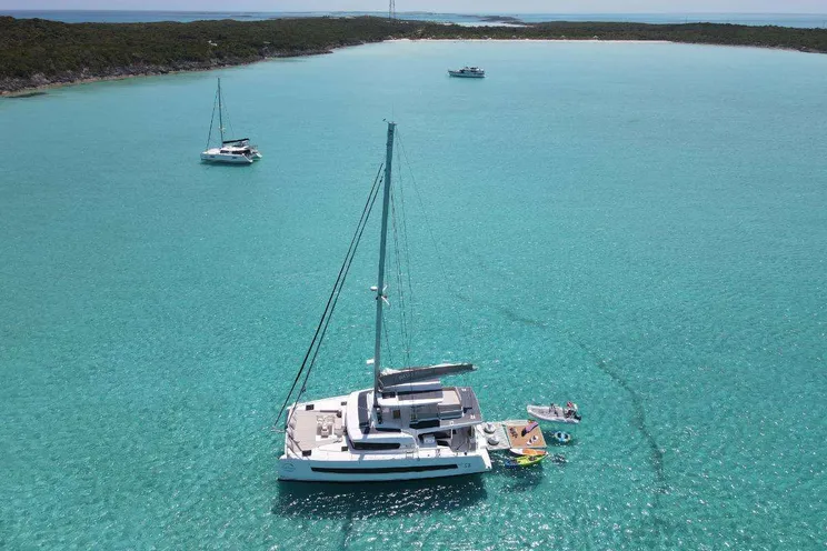Charter Yacht SNAPDRAGON - Bali 5.8 - 4 Cabins - Nassau - Exumas - Bahamas