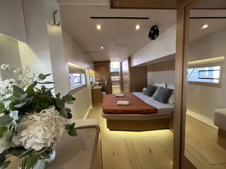 SNAPDRAGON Bali 5.8 - master cabin SNAPDRAGON Bali 5.8 - master cabin
