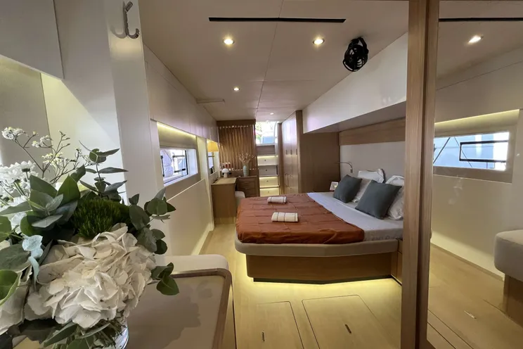 Charter Yacht SNAPDRAGON - Bali 5.8 - 4 Cabins - Nassau - Exumas - Bahamas