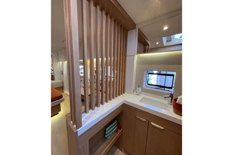 Charter Yacht SNAPDRAGON - Bali 5.8 - 4 Cabins - Nassau - Exumas - Bahamas