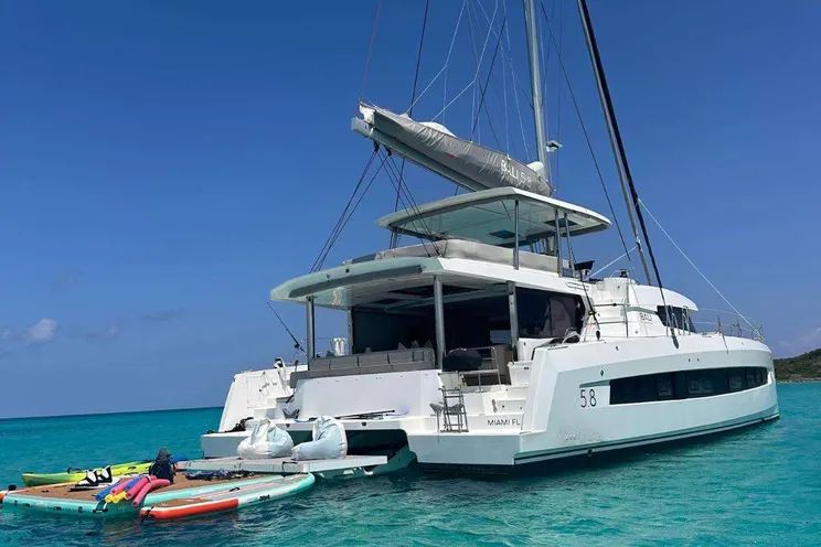 Charter Yacht SNAPDRAGON - Bali 5.8 - 4 Cabins - Nassau - Exumas - Bahamas
