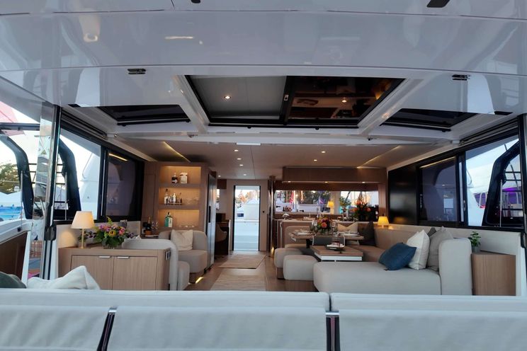 Charter Yacht SNAPDRAGON - Bali 5.8 - 4 Cabins - Nassau - Exumas - Bahamas