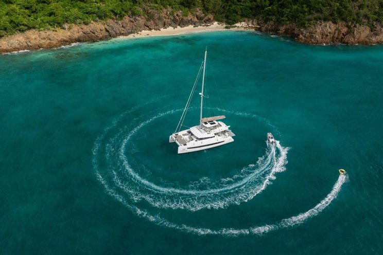 Charter Yacht OUT OF THE BLUE - Bali 5.4 - 4 Cabins - Scrub Island - Tortola - Anegada - Virgin Gorda - BVI - Caribbean