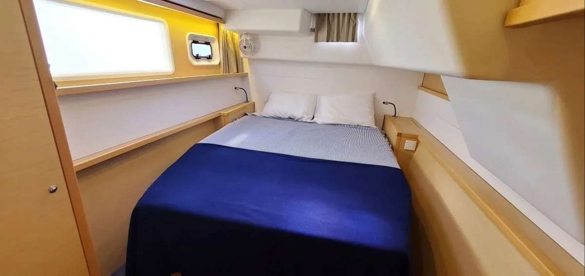 SOMEWHERE Lagoon 450F - cabin 3