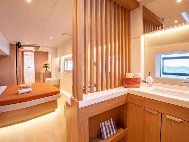 LOCATION 5.8 Bali 5.8 - master cabin vanity LOCATION 5.8 Bali 5.8 - master cabin vanity