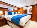 ESCAPE Hatteras 34m - VIP cabin 2 ESCAPE Hatteras 34m - VIP cabin 2