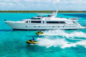 ESCAPE - Hatteras 34m - 4 Cabins - Nassau - Exumas - Bahamas ESCAPE - Hatteras 34m - 4 Cabins - Nassau - Exumas - Bahamas