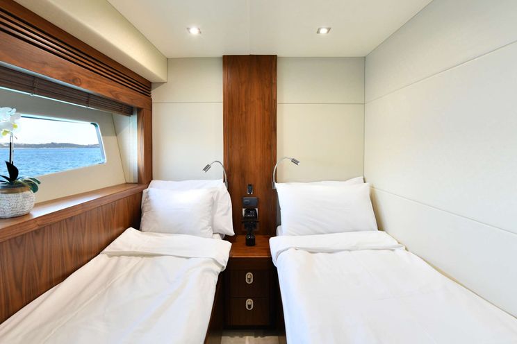 Charter Yacht GRACE XI - Sunseeker 75 - 4 Cabins - Athens - Mykonos - Paros - Cyclades - Greece