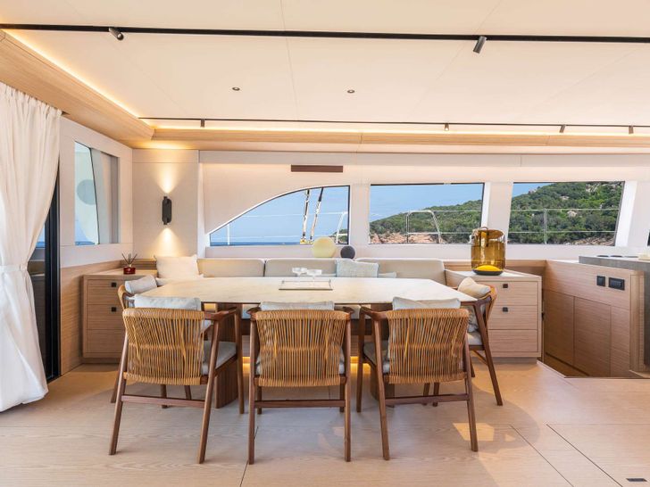 IMLADRIS Lagoon Eighty 2 - indoor dining area IMLADRIS Lagoon Eighty 2 - indoor dining area