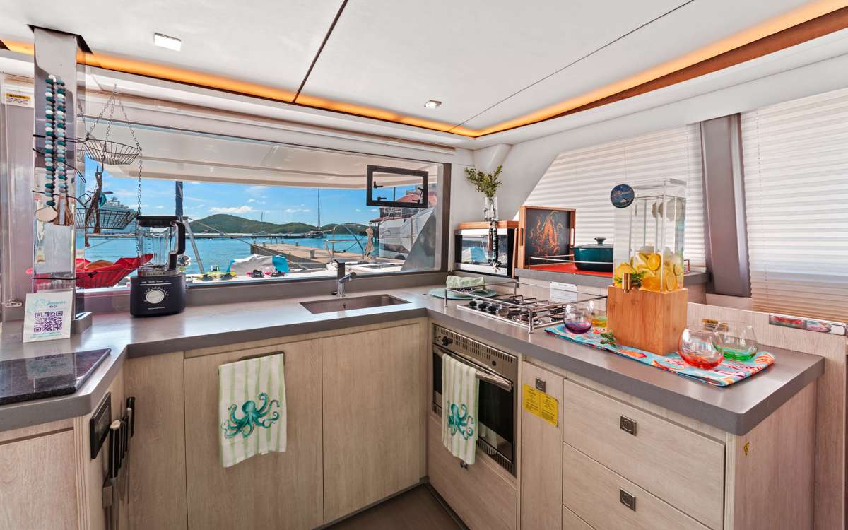 Charter Yacht SEA DANCER - Leopard 45 - 3 Cabins - Grenada - Trinidad - Tobago - Barbados - Windwards - Caribbean