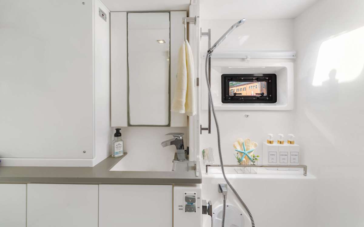 Charter Yacht SEA DANCER - Leopard 45 - 3 Cabins - Grenada - Trinidad - Tobago - Barbados - Windwards - Caribbean