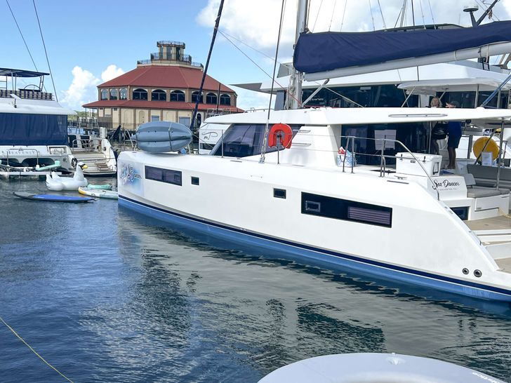 SEA DANCER Leopard 45 - Port Side SEA DANCER Leopard 45 - Port Side