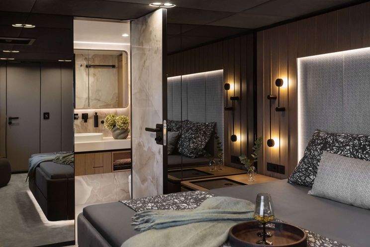 Charter Yacht MATTEA - Sunreef 80 Power - 4 Cabins - Athens - Mykonos - Paros - Cyclades - Aegean - Greece