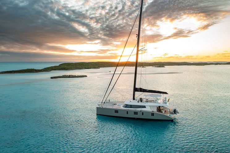 Charter Yacht INDABLUE - Sunreef 74 - 3 Cabins - Nassau - Exumas - Bahamas
