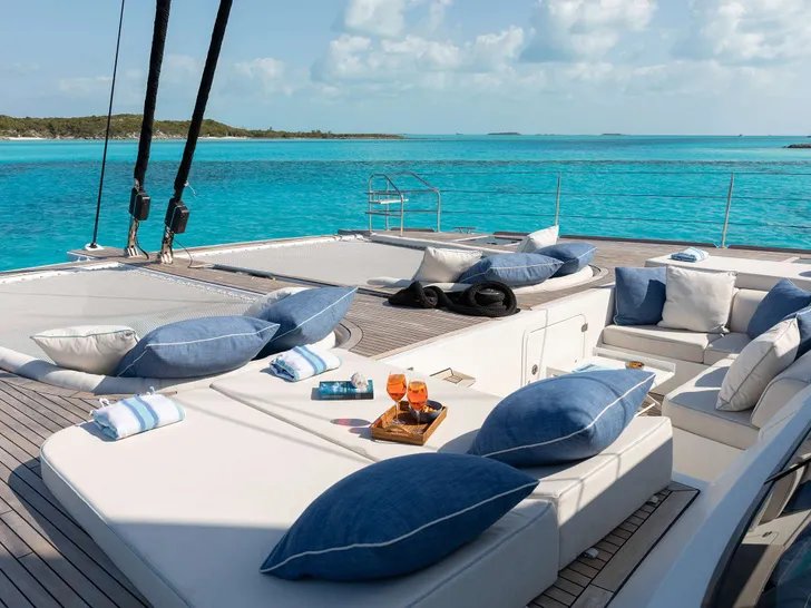 INDABLUE Sunreef 74 - foredeck INDABLUE Sunreef 74 - foredeck