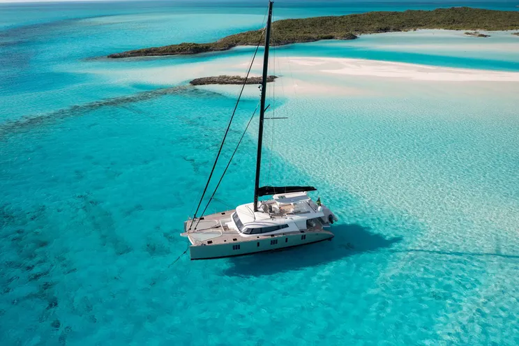 Charter Yacht INDABLUE - Sunreef 74 - 3 Cabins - Nassau - Exumas - Bahamas