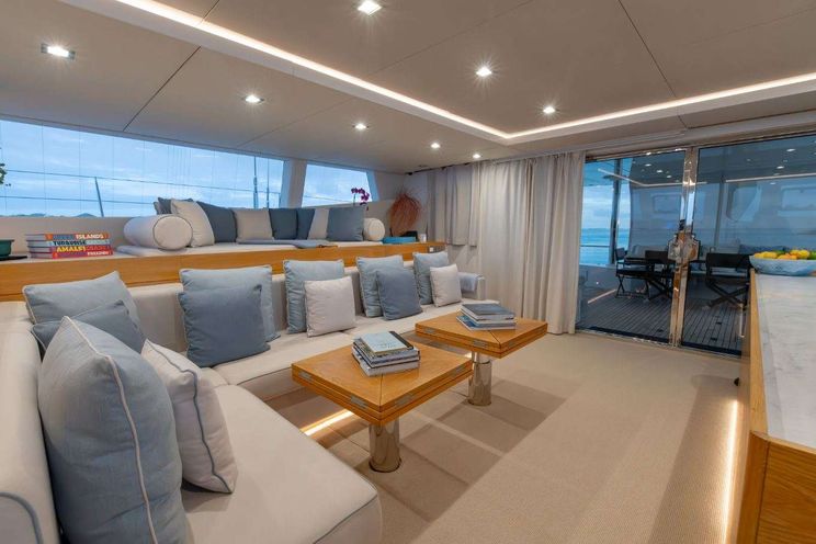Charter Yacht INDABLUE - Sunreef 74 - 3 Cabins - Nassau - Exumas - Bahamas