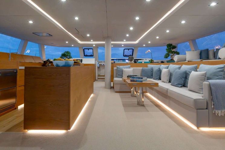 Charter Yacht INDABLUE - Sunreef 74 - 3 Cabins - Nassau - Exumas - Bahamas