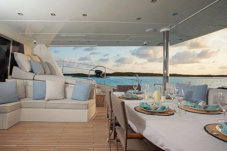 Charter Yacht INDABLUE - Sunreef 74 - 3 Cabins - Nassau - Exumas - Bahamas