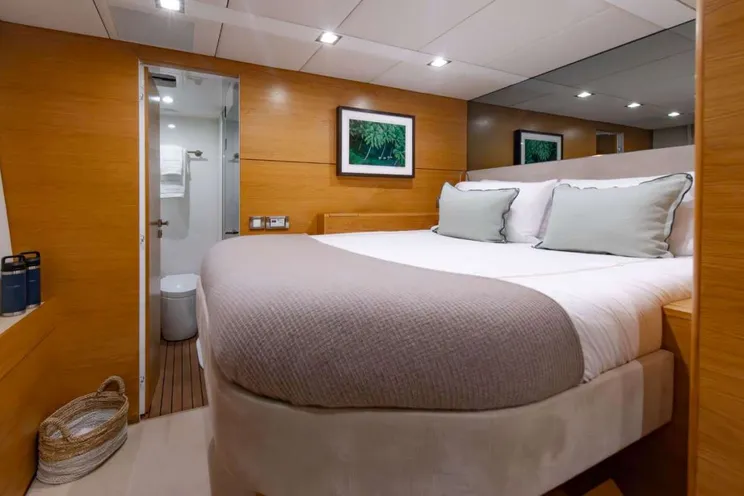 Charter Yacht INDABLUE - Sunreef 74 - 3 Cabins - Nassau - Exumas - Bahamas