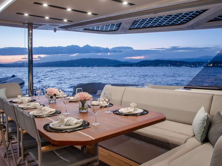 CHRISTAL MIO 80 Fountaine Pajot Thira 80 - aft deck alfresco dining area CHRISTAL MIO 80 Fountaine Pajot Thira 80 - aft deck alfresco dining area