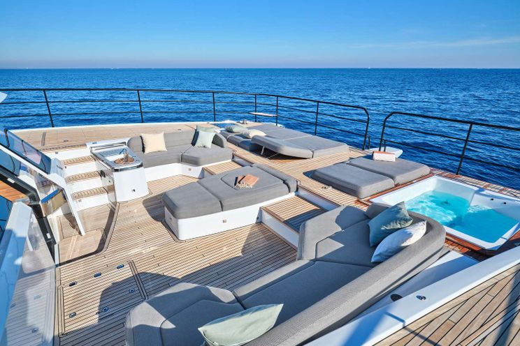 Charter Yacht CHRISTAL MIO 80 - Fountaine Pajot Thira 80 - 6 Cabins - Athens - Mykonos - Paros - Cyclades - Greece