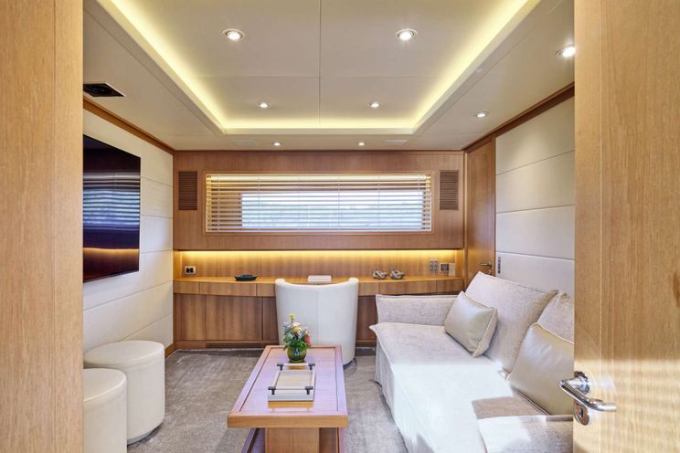 Charter Yacht TIGRA - Cantieri di Pisa Akhir 31 - 5 Cabins - Athens - Mykonos - Paros - Cyclades - Greece