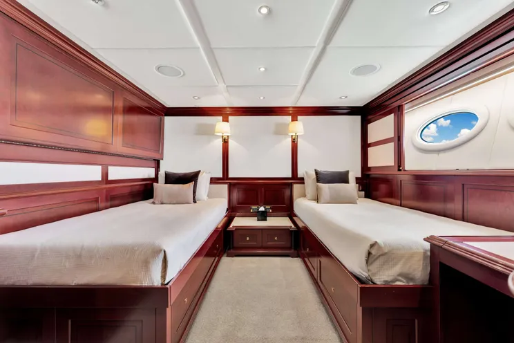 Charter Yacht SWEET CAROLINE II - Trinity 165 - 7 Cabins - Nassau - Exumas - Bahamas