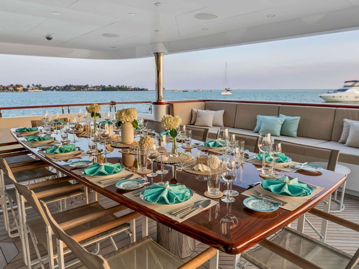 SWEET CAROLINE II Trinity 165 - main aft deck alfresco dining area SWEET CAROLINE II Trinity 165 - main aft deck alfresco dining area