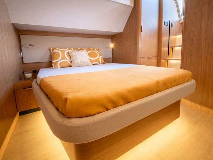 ENDEAVOUR Bali 5.8 - VIP cabin ENDEAVOUR Bali 5.8 - VIP cabin
