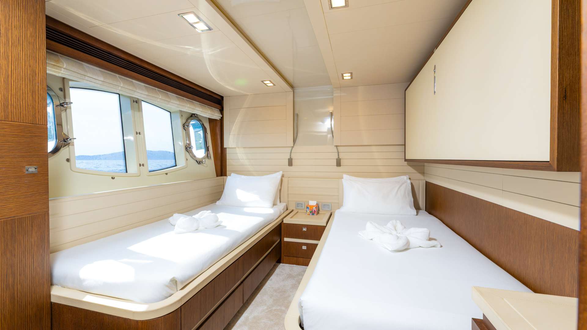 Charter Yacht MORNING STAR - Ferretti Custom Line 100 - 5 Cabins - Herceg Novi - Kotor - Tivat - Budva - Montenegro - Croatia