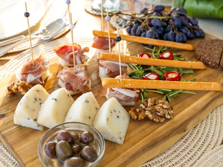 MORNING STAR Ferretti Custom Line 100 - charcuterie MORNING STAR Ferretti Custom Line 100 - charcuterie