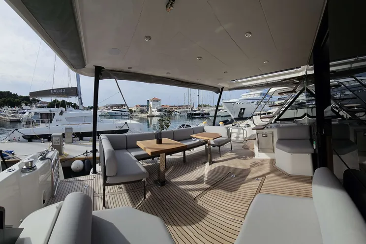 Charter Yacht DIAMOND SI - Jeanneau Prestige M48 - 4 Cabins - Rogoznica - Split - Dubrovnik - Hvar - Croatia