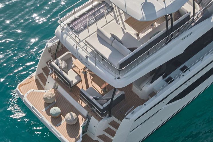 Charter Yacht DIAMOND SI - Jeanneau Prestige M48 - 4 Cabins - Rogoznica - Split - Dubrovnik - Hvar - Croatia