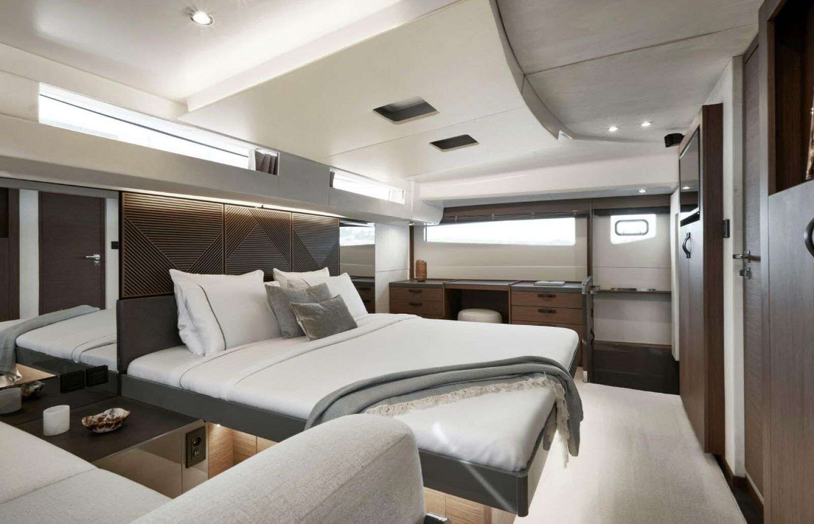 DIAMOND SI Jeanneau Prestige M48 - master cabin