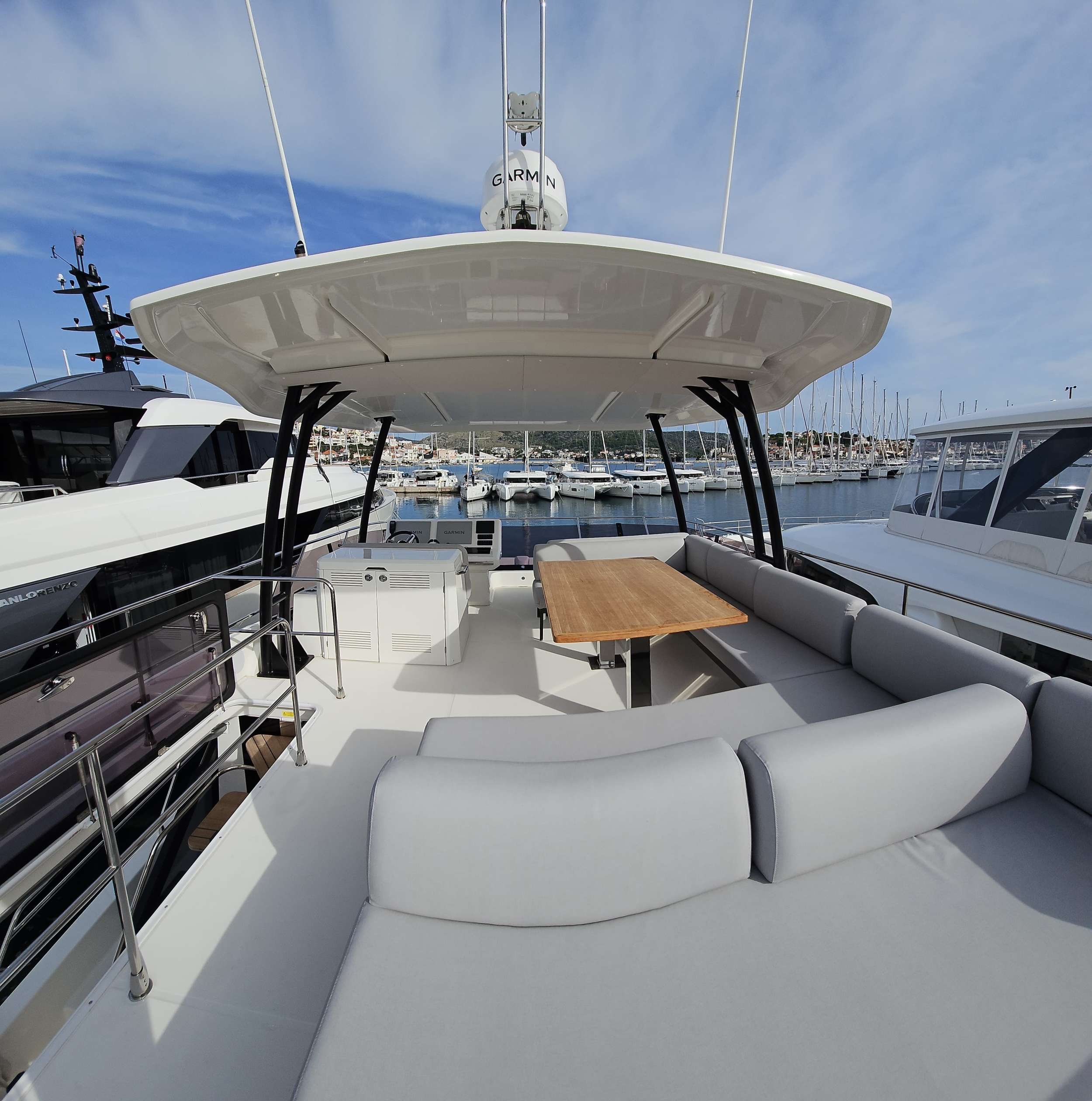 DIAMOND SI Jeanneau Prestige M48 - flybridge lounge