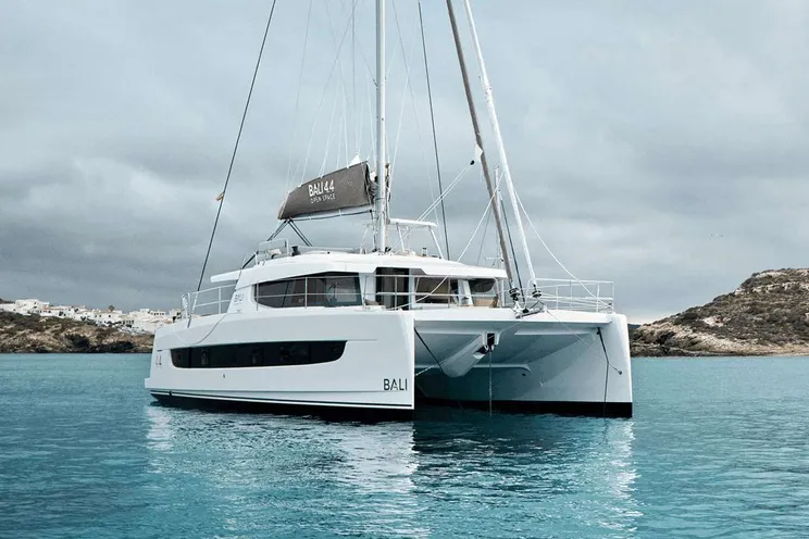 Charter Yacht MAH NA MAH NA - Bali 4.4 - 3 Cabins - Tortola - Anegada - Virgin Gorda - BVI - Caribbean