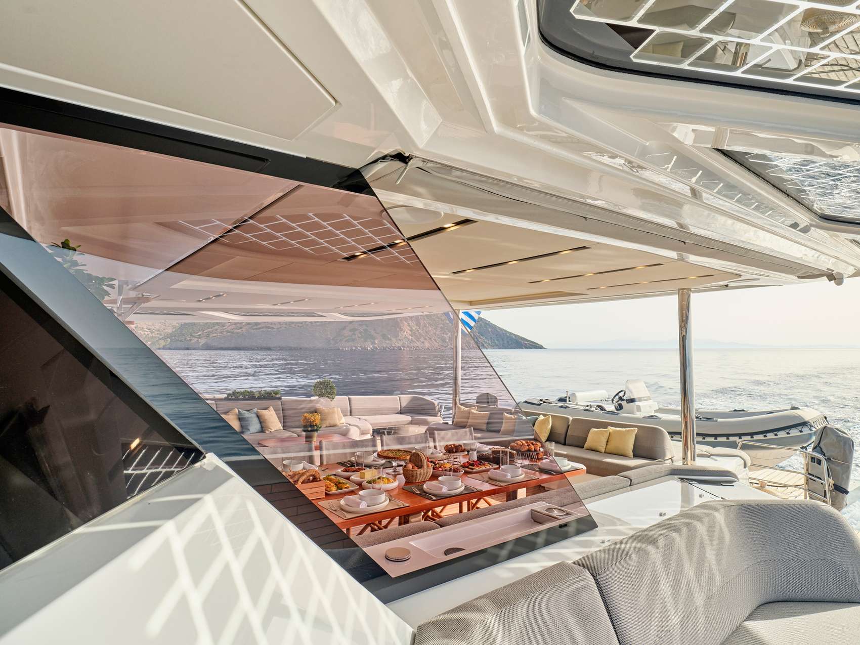 ALINA Fountaine Pajot Power 80 - aft deck alfresco dining area