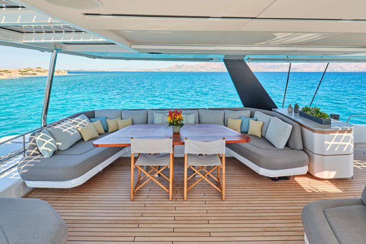 Charter Yacht ALINA - Fountaine Pajot Power 80 - 5 Cabins - Athens - Mykonos - Paros - Cyclades - Greece